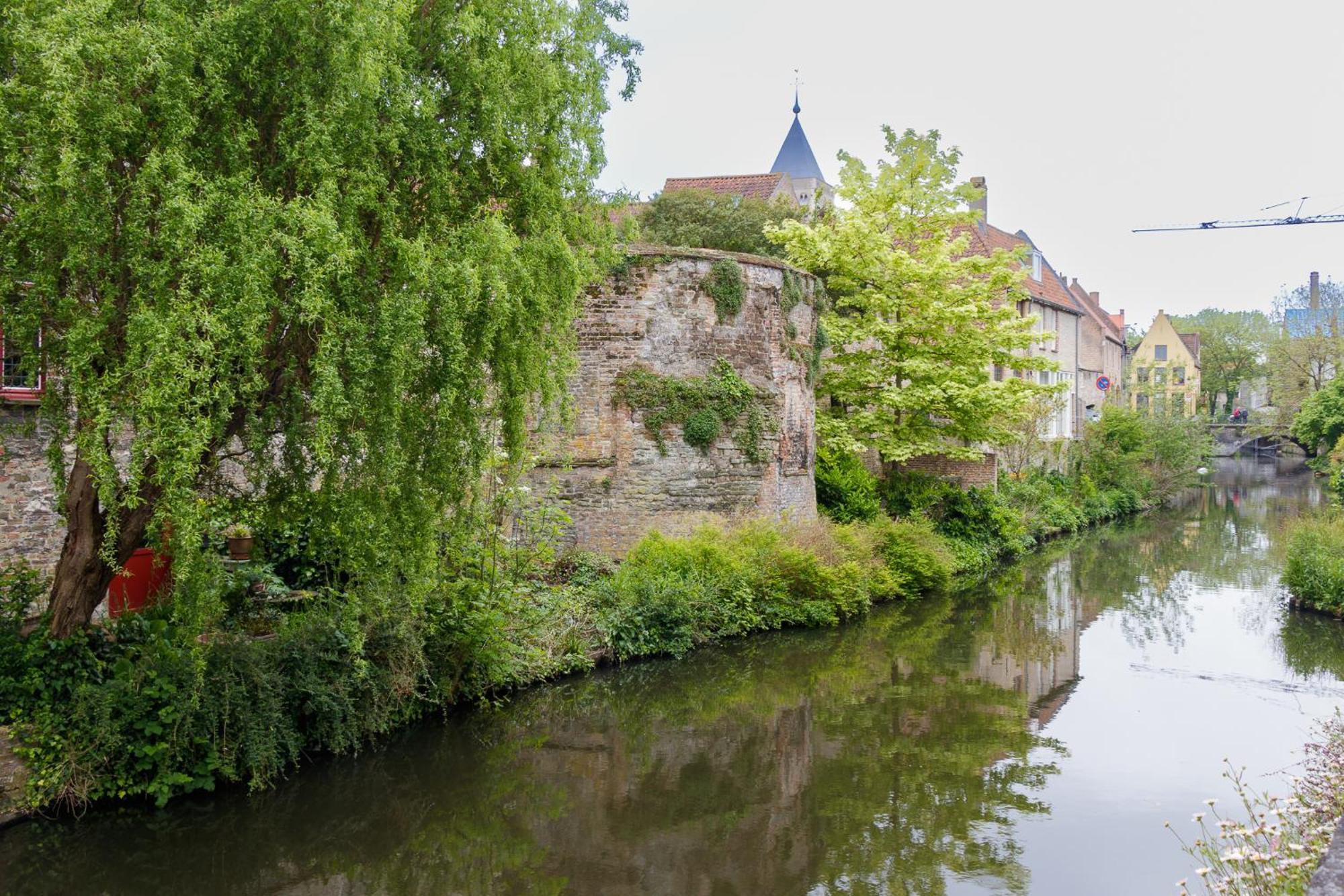 Le Nid Du Prince Brugge Bagian luar foto